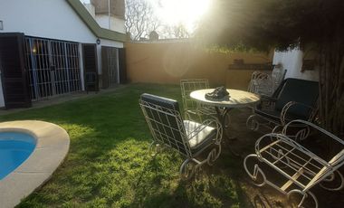VENTA CASA 3 DORM, ZONA MUJER URBANA, CORDOBA