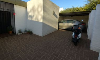 VENTA CASA 3 DORM, ZONA MUJER URBANA, CORDOBA