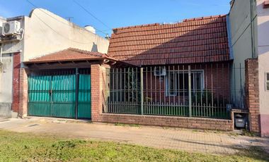 Casa en Venta en Lanus Este a metros de la Unla
