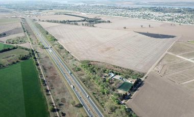 Terreno en barrio abierto 