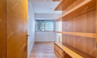 Cramer 4500 - Saavedra - PH de autor con Patio casi frente a la Plaza