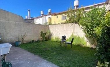 Dúplex en venta - 3 Dormitorios 1 Baño - Tandil