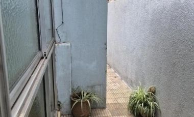 Casa en venta - 3 Dormitorios 1 Baño - Morón