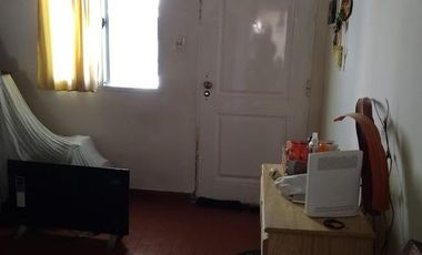 Casa en venta - 3 Dormitorios 2 Baños - Cochera - 450Mts2 - RInguelet