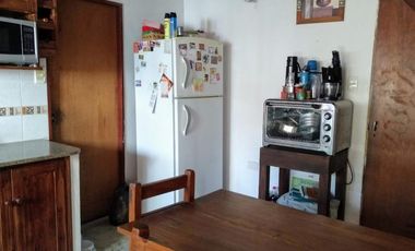 Casa en venta - 3 Dormitorios 2 Baños - Cochera - 450Mts2 - RInguelet