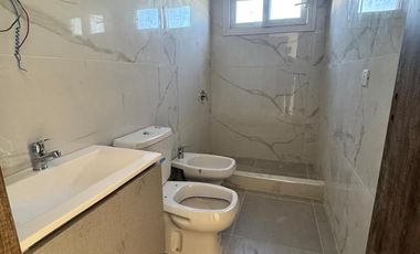 Departamento de 3 ambientes en venta en planta baja, Chic Village, La Lonja, Pilar.