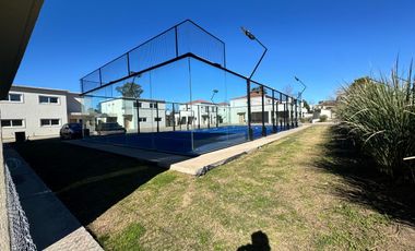 Departamento de 3 ambientes en venta en planta baja, Chic Village, La Lonja, Pilar.