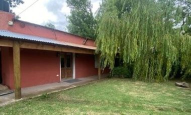 Casa en venta - 4 Dormitorios 2 Baños - Tandil