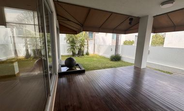 Casa en renta en Puerta del Bosque