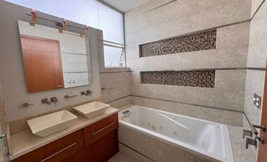 Casa en renta en Puerta del Bosque