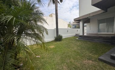 Casa en renta en Puerta del Bosque