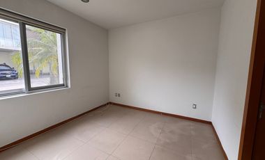 Casa en renta en Puerta del Bosque