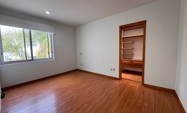 Casa en renta en Puerta del Bosque