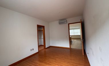 Casa en renta en Puerta del Bosque