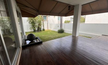 Casa en renta en Puerta del Bosque