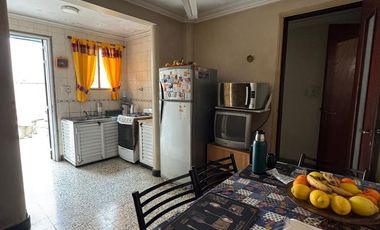 Casa interna en venta en pleno centro.