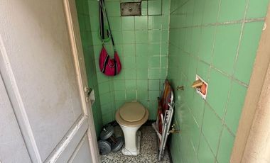 Casa interna en venta en pleno centro.