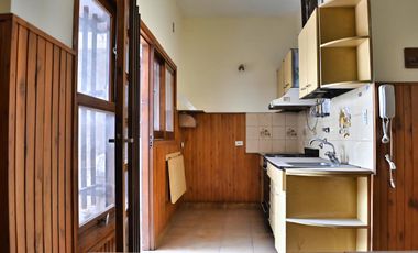 VENTA - Galpón con Casa 2 Dormitorios y Cochera - Zona Sur-Rosario