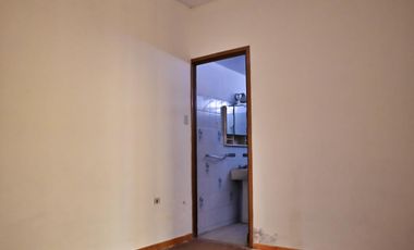 VENTA - Galpón con Casa 2 Dormitorios y Cochera - Zona Sur-Rosario