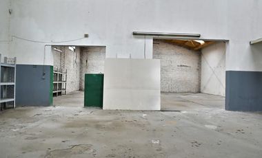 VENTA - Galpón con Casa 2 Dormitorios y Cochera - Zona Sur-Rosario