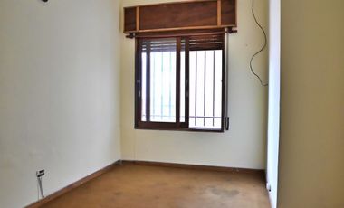 VENTA - Galpón con Casa 2 Dormitorios y Cochera - Zona Sur-Rosario