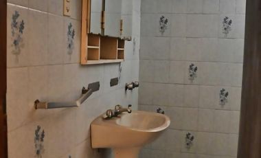 VENTA - Galpón con Casa 2 Dormitorios y Cochera - Zona Sur-Rosario