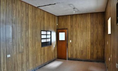 VENTA - Galpón con Casa 2 Dormitorios y Cochera - Zona Sur-Rosario