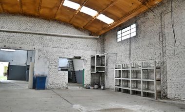 VENTA - Galpón con Casa 2 Dormitorios y Cochera - Zona Sur-Rosario