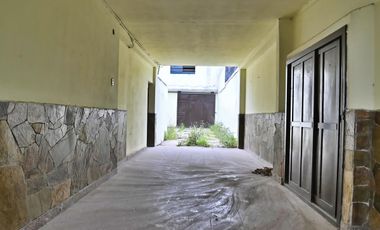 VENTA - Galpón con Casa 2 Dormitorios y Cochera - Zona Sur-Rosario