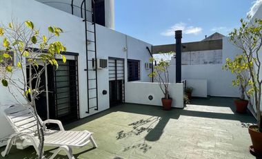 Casa en venta - 3 Dormitorios 2 Baños - Haedo