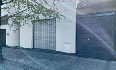 Casa en venta - 3 Dormitorios 2 Baños - Haedo