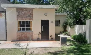 Casa en venta - 4 Dormitorios 2 Baños - Cochera - 400Mts2 - Las Toninas