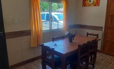 Casa en venta - 4 Dormitorios 2 Baños - Cochera - 400Mts2 - Las Toninas