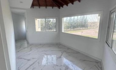 Casa en venta - 6 Dormitorios 8 Baños - San Vicente