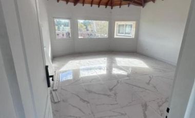 Casa en venta - 6 Dormitorios 8 Baños - San Vicente