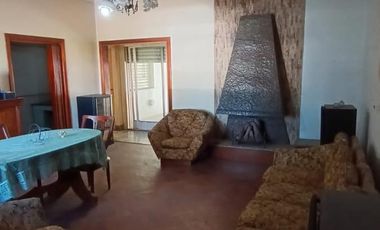 Venta, Casa 4 ambientes a refaccionar sobre lote propio de 8.66x24, Mataderos