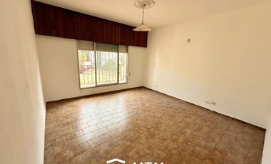 Casa en venta Granadero Baigorria.