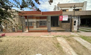 Casa en venta Granadero Baigorria.