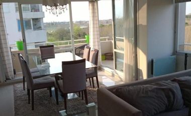 Departamento en venta - 3 Dormitorios 2 Baños - 80Mts2 - Castelar