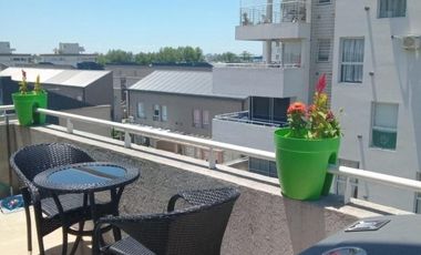 Departamento en venta - 3 Dormitorios 2 Baños - 80Mts2 - Castelar