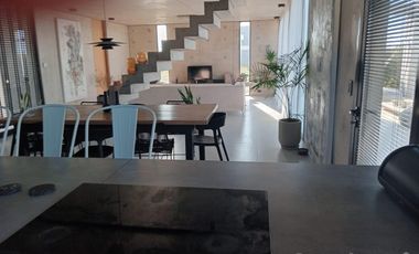 CASA VENTA  BARRIO SAN SEBASTIÁN AREA 8