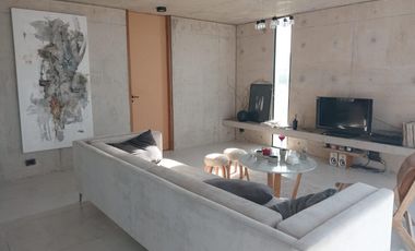 CASA VENTA  BARRIO SAN SEBASTIÁN AREA 8