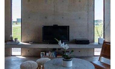 CASA VENTA  BARRIO SAN SEBASTIÁN AREA 8