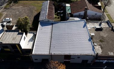 VENTA/ALQUILER - Local/Galpón 455m2 Imperdible Ubicación - Roldan