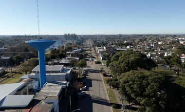 VENTA/ALQUILER - Local/Galpón 455m2 Imperdible Ubicación - Roldan