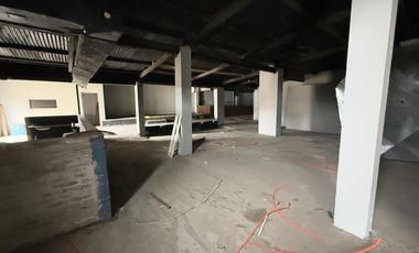 VENTA/ALQUILER - Local/Galpón 455m2 Imperdible Ubicación - Roldan