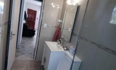 Casa en venta - 3 Dormitorios 2 Baños - Cochera - 200Mts2 - Don Orione