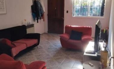 Casa en venta - 3 Dormitorios 2 Baños - Cochera - 200Mts2 - Don Orione