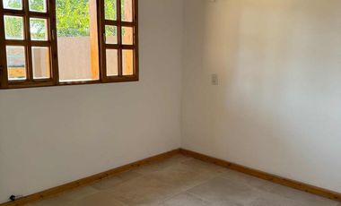 Casa en venta - 2 Dormitorios 1 Baño - Cochera - 125Mts2 - El Bolsón