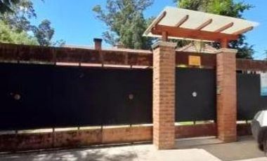 Casa en venta - 5 Dormitorios 4 Baños - Cochera - 430Mts2 - Mar del Plata